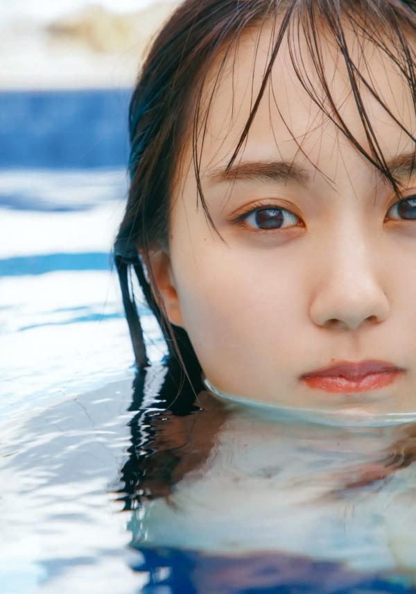    賀喜遥香 - まっさら [117P] 纯白比基尼海滩度假与都市清新街拍写真第45张图片