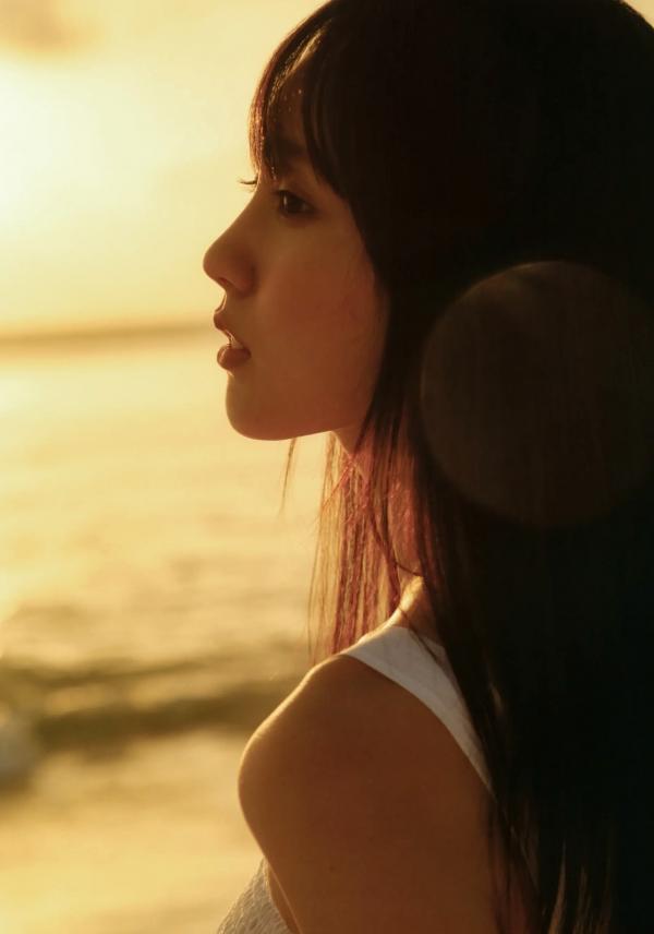    賀喜遥香 - まっさら [117P] 纯白比基尼海滩度假与都市清新街拍写真第75张图片