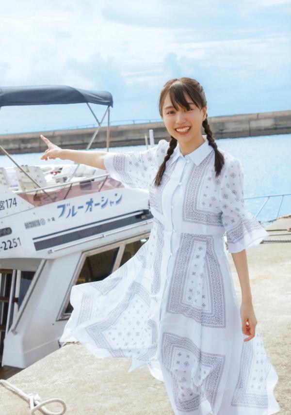   賀喜遥香 - まっさら [117P] 纯白比基尼海滩度假与都市清新街拍写真第95张图片