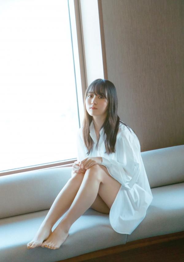    賀喜遥香 - まっさら [117P] 纯白比基尼海滩度假与都市清新街拍写真第106张图片