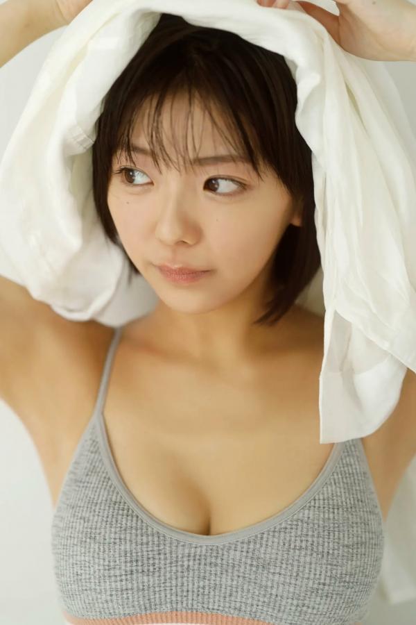   大熊杏優 - 阳光家居白色比基尼清纯性感写真[53P]第14张图片