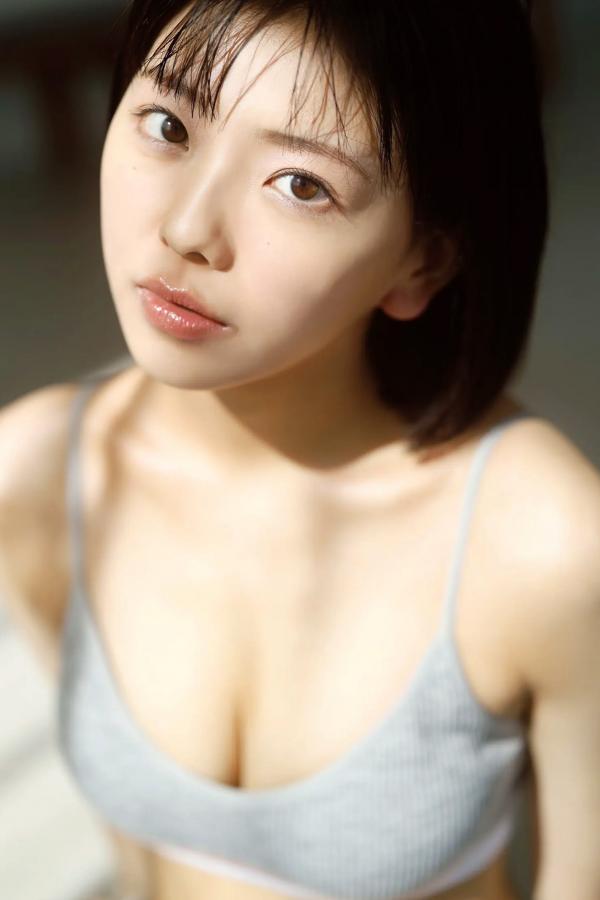   大熊杏優 - 阳光家居白色比基尼清纯性感写真[53P]第17张图片