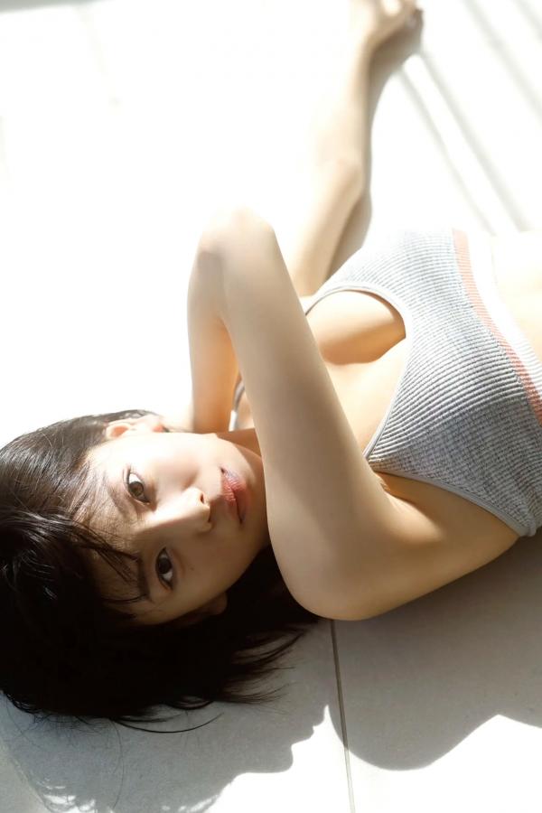   大熊杏優 - 阳光家居白色比基尼清纯性感写真[53P]第23张图片