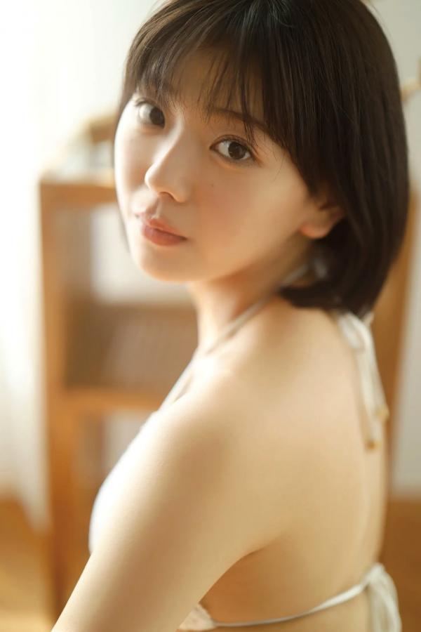   大熊杏優 - 阳光家居白色比基尼清纯性感写真[53P]第40张图片