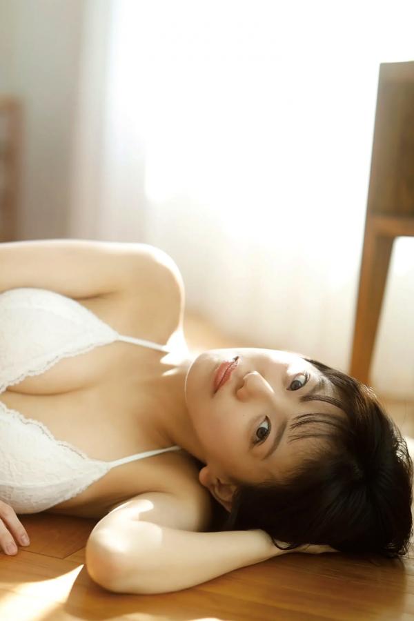   大熊杏優 - 阳光家居白色比基尼清纯性感写真[53P]第45张图片