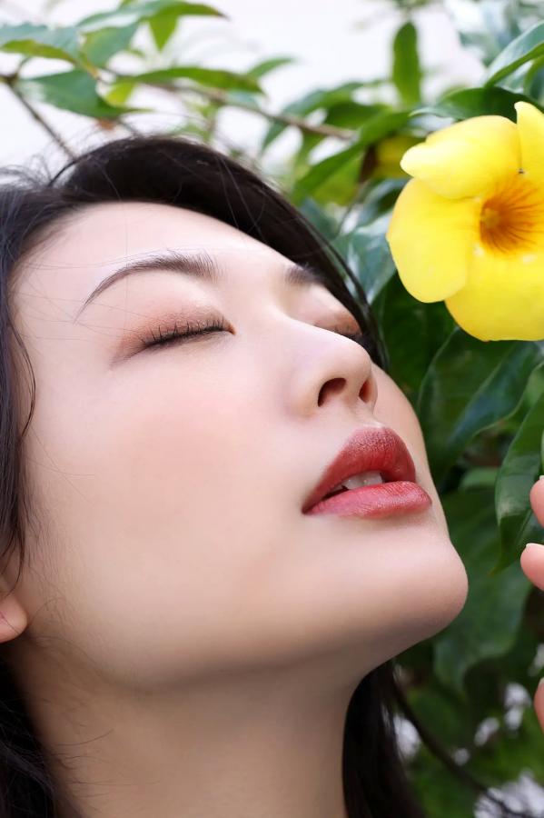 風吹ケイ 風吹惠 風吹ケイ - 幕開-序- [50P] 日本极品女神海边比基尼与美胸私房写真第5张图片