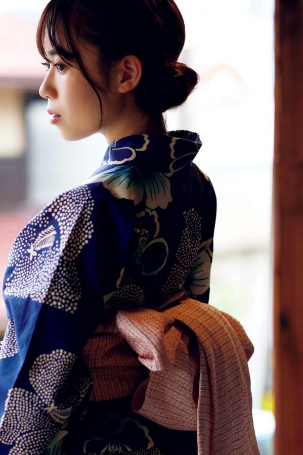    伊達さゆり写真集《あしあと》：清纯治愈系家居与沙滩戏水写真 [109P]第22张图片