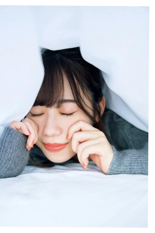    伊達さゆり写真集《あしあと》：清纯治愈系家居与沙滩戏水写真 [109P]第40张图片