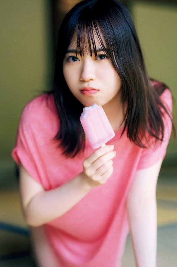   伊達さゆり写真集《あしあと》：清纯治愈系家居与沙滩戏水写真 [109P]第90张图片