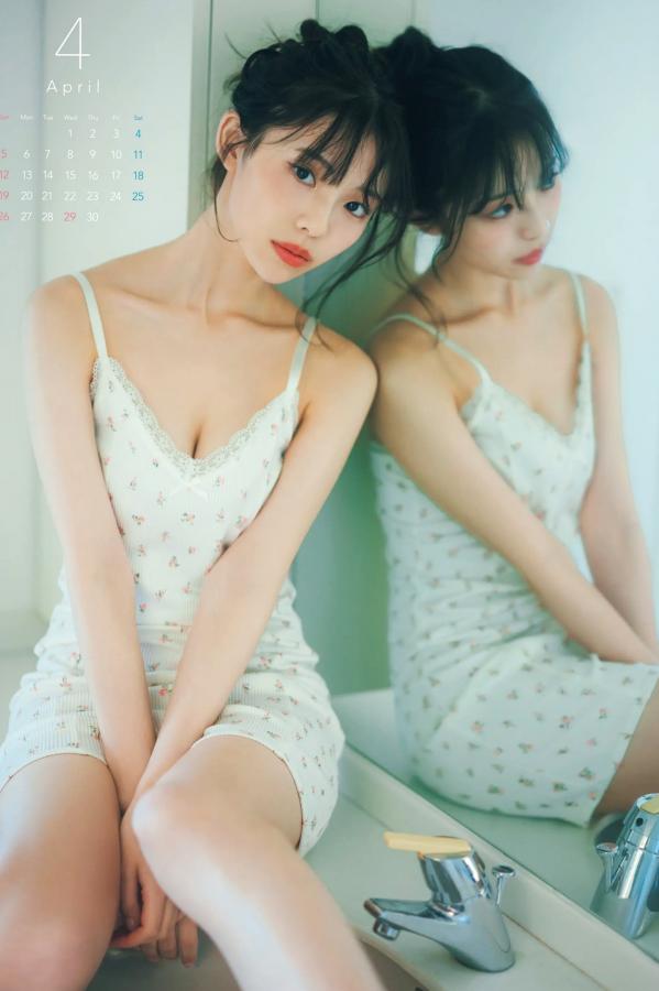   菊地姫奈 - カレンダーブック2026 [29P] 泳池比基尼与和服清新性感写真第2张图片