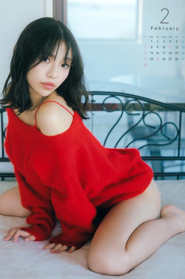   菊地姫奈 - カレンダーブック2026 [29P] 泳池比基尼与和服清新性感写真第16张图片