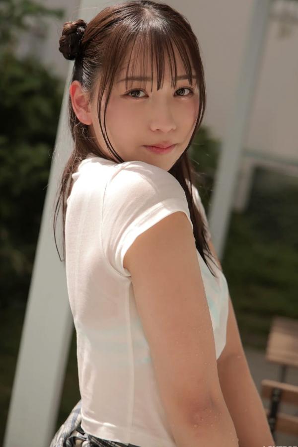   [LOVEPOP] Ume Hyakka 百花梅 Photoset 03 [82P] 清纯校服湿身戏水 蓝白条纹泳衣性感美腿写真第72张图片