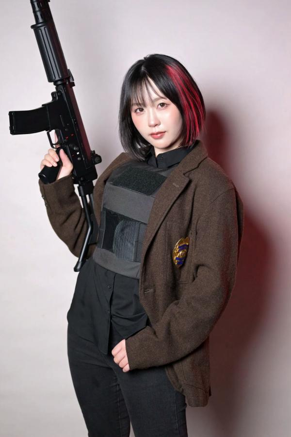   夜道雪 - 酷飒皮衣枪械写真 帅气机车女郎GUN ACTION[45P]第30张图片