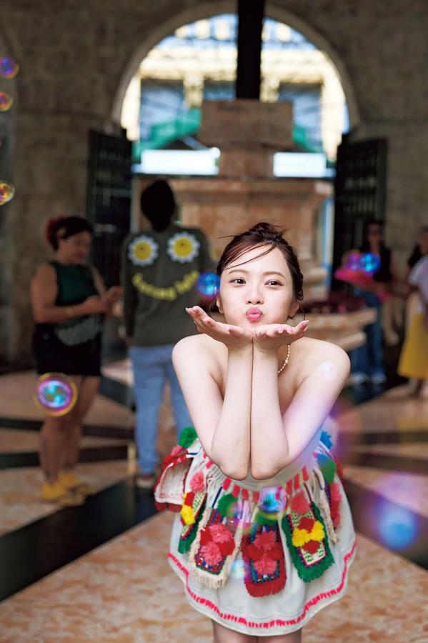   宮田愛萌 - Lilas写真集 [152P]：日本女神浴室湿身私房诱惑与清纯家居写真第16张图片