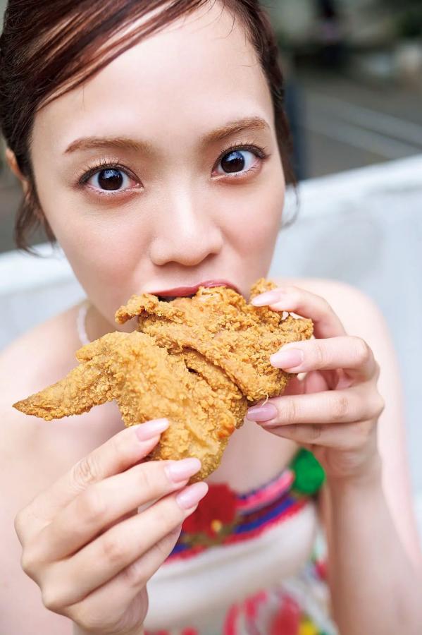   宮田愛萌 - Lilas写真集 [152P]：日本女神浴室湿身私房诱惑与清纯家居写真第21张图片