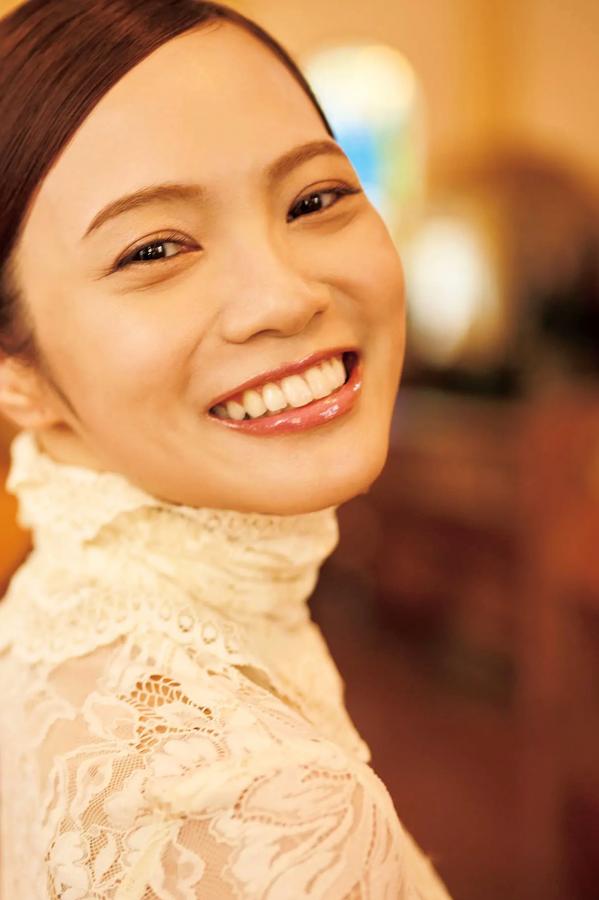   宮田愛萌 - Lilas写真集 [152P]：日本女神浴室湿身私房诱惑与清纯家居写真第48张图片