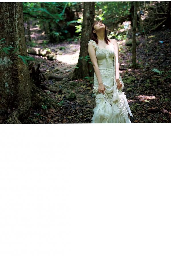   宮田愛萌 - Lilas写真集 [152P]：日本女神浴室湿身私房诱惑与清纯家居写真第70张图片