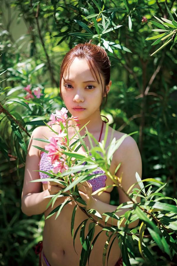   宮田愛萌 - Lilas写真集 [152P]：日本女神浴室湿身私房诱惑与清纯家居写真第83张图片