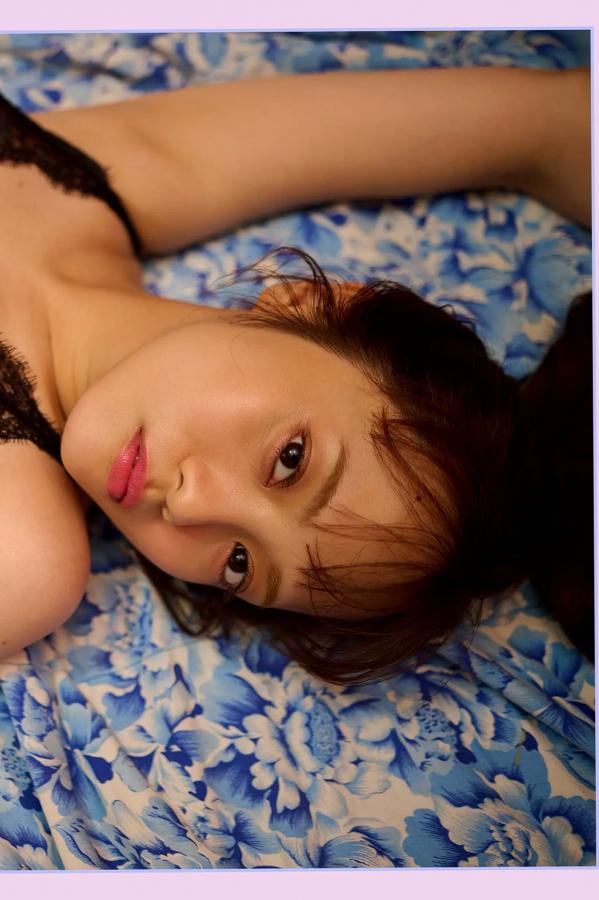   宮田愛萌 - Lilas写真集 [152P]：日本女神浴室湿身私房诱惑与清纯家居写真第149张图片