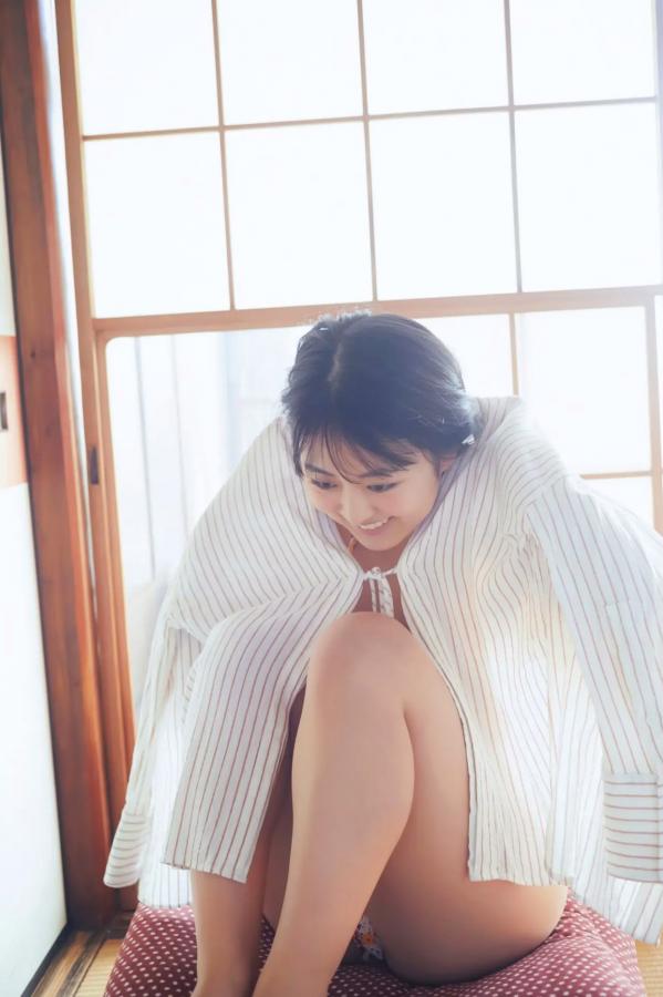   福井梨莉華《二十岁之冬》日系清纯童颜巨乳比基尼家居写真 [76P]第34张图片