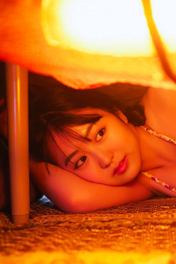   福井梨莉華《二十岁之冬》日系清纯童颜巨乳比基尼家居写真 [76P]第50张图片