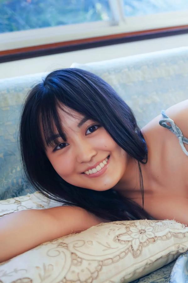   福井梨莉華《二十岁之冬》日系清纯童颜巨乳比基尼家居写真 [76P]第70张图片