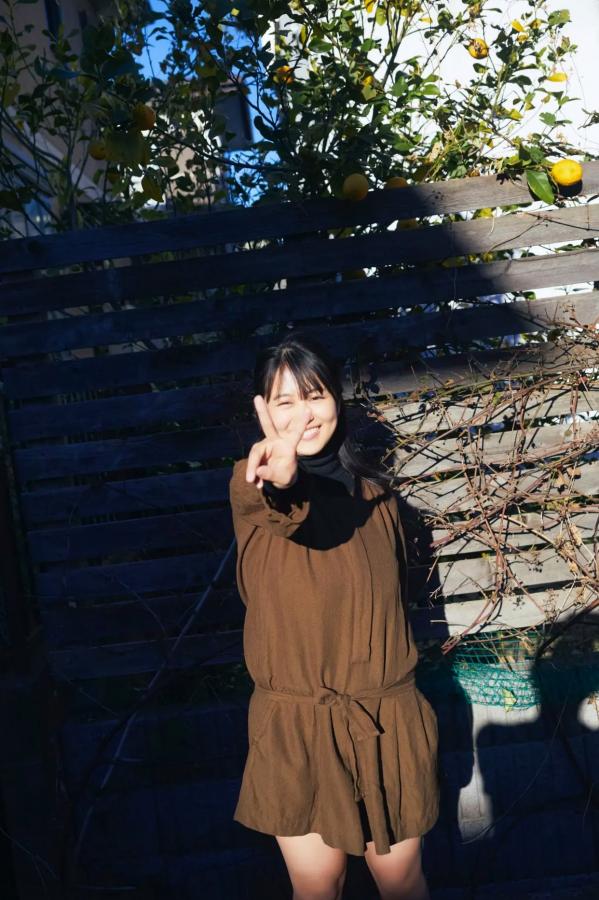   福井梨莉華《二十岁之冬》日系清纯童颜巨乳比基尼家居写真 [76P]第76张图片