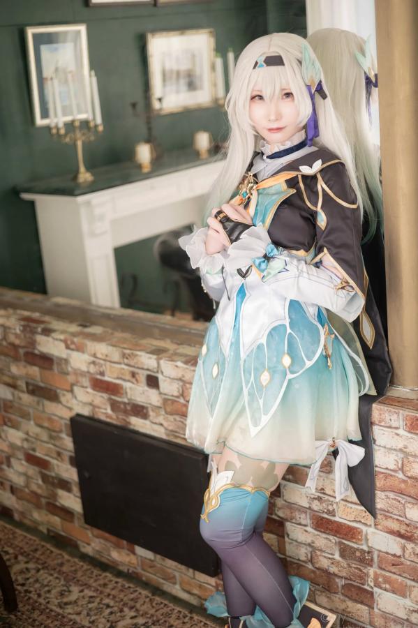   [Cosplay] Atsuki あつき 崩坏星穹铁道银狼流萤兔女郎性感角色扮演写真第12张图片