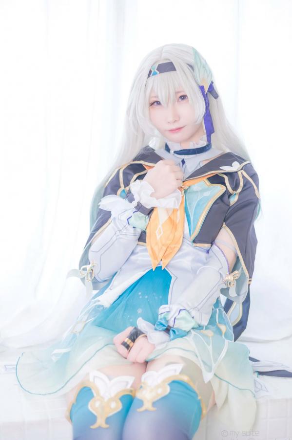   [Cosplay] Atsuki あつき 崩坏星穹铁道银狼流萤兔女郎性感角色扮演写真第17张图片