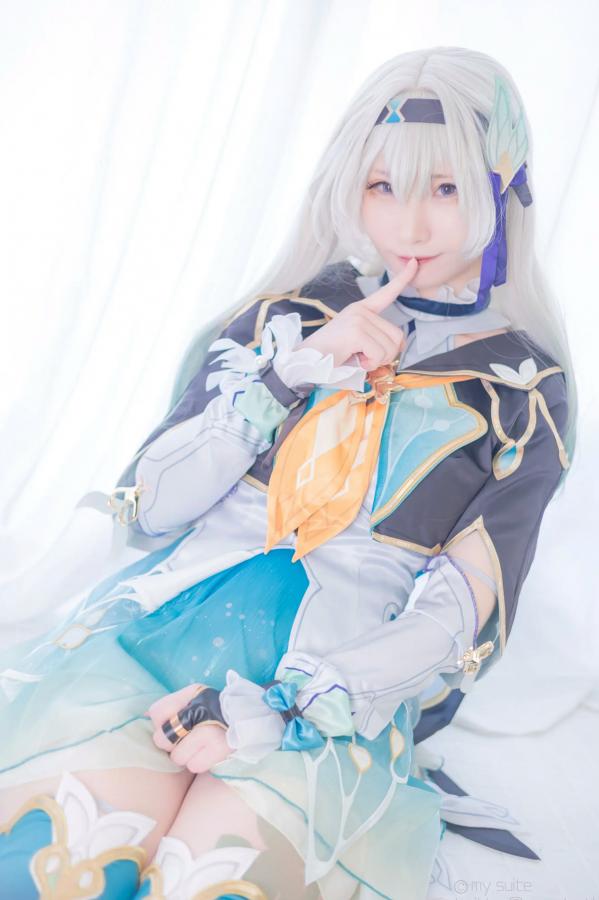   [Cosplay] Atsuki あつき 崩坏星穹铁道银狼流萤兔女郎性感角色扮演写真第18张图片
