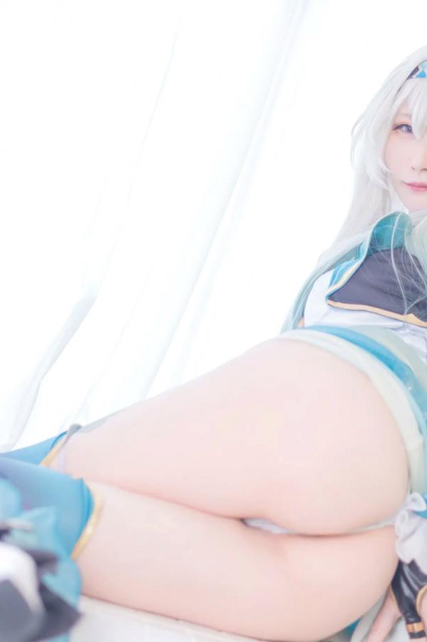   [Cosplay] Atsuki あつき 崩坏星穹铁道银狼流萤兔女郎性感角色扮演写真第32张图片