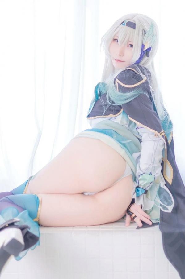   [Cosplay] Atsuki あつき 崩坏星穹铁道银狼流萤兔女郎性感角色扮演写真第33张图片