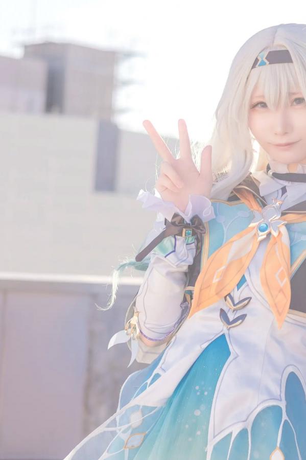   [Cosplay] Atsuki あつき 崩坏星穹铁道银狼流萤兔女郎性感角色扮演写真第36张图片