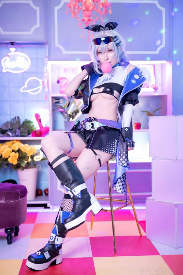   [Cosplay] Atsuki あつき 崩坏星穹铁道银狼流萤兔女郎性感角色扮演写真第46张图片
