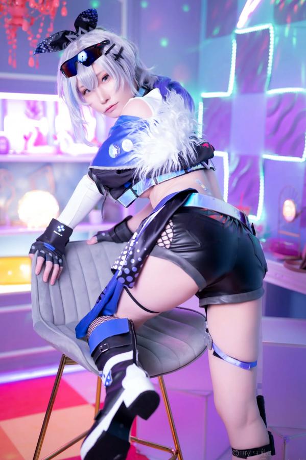   [Cosplay] Atsuki あつき 崩坏星穹铁道银狼流萤兔女郎性感角色扮演写真第53张图片