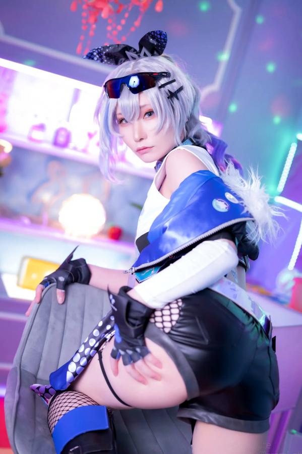   [Cosplay] Atsuki あつき 崩坏星穹铁道银狼流萤兔女郎性感角色扮演写真第59张图片