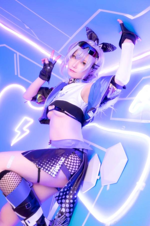   [Cosplay] Atsuki あつき 崩坏星穹铁道银狼流萤兔女郎性感角色扮演写真第104张图片