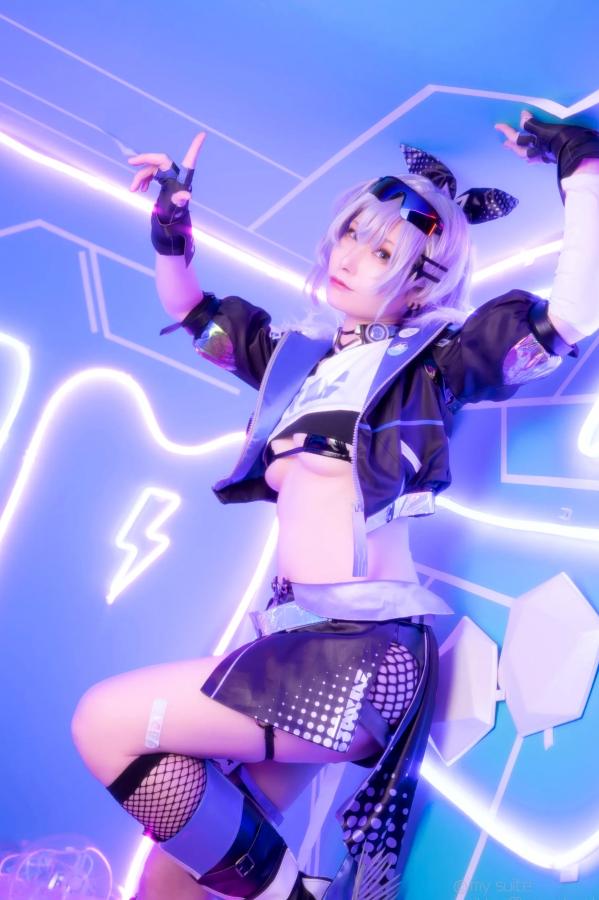   [Cosplay] Atsuki あつき 崩坏星穹铁道银狼流萤兔女郎性感角色扮演写真第113张图片