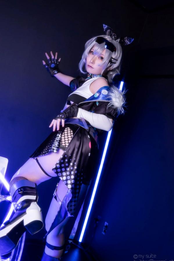   [Cosplay] Atsuki あつき 崩坏星穹铁道银狼流萤兔女郎性感角色扮演写真第146张图片