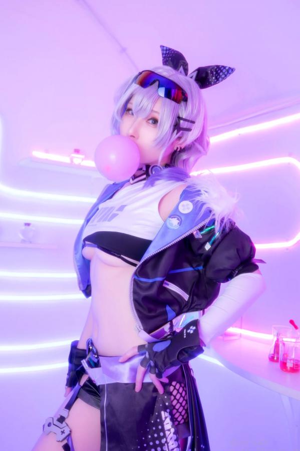   [Cosplay] Atsuki あつき 崩坏星穹铁道银狼流萤兔女郎性感角色扮演写真第152张图片