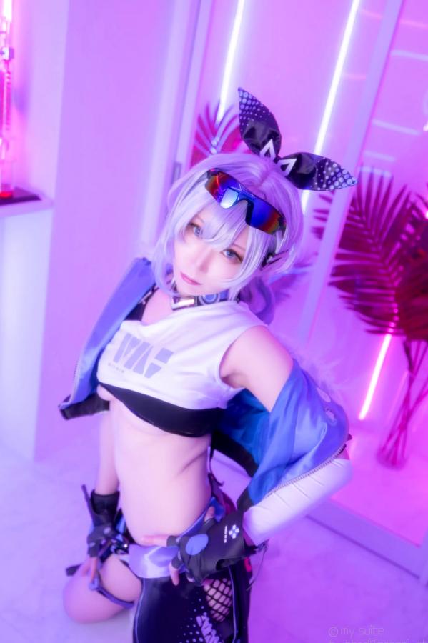   [Cosplay] Atsuki あつき 崩坏星穹铁道银狼流萤兔女郎性感角色扮演写真第169张图片