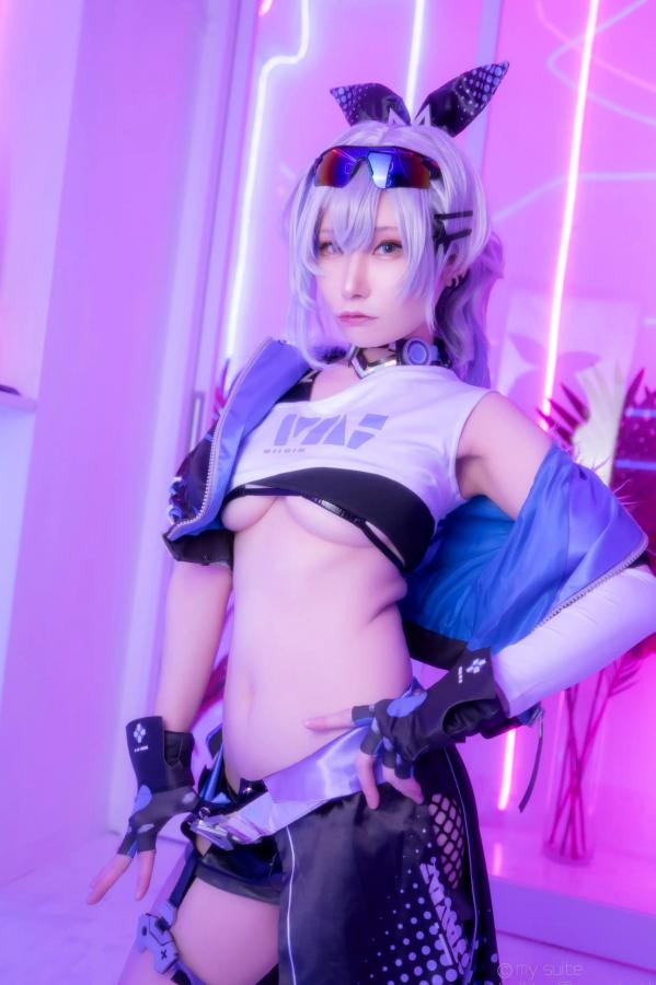   [Cosplay] Atsuki あつき 崩坏星穹铁道银狼流萤兔女郎性感角色扮演写真第170张图片