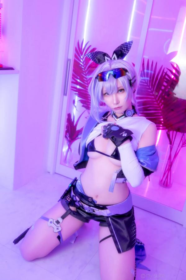   [Cosplay] Atsuki あつき 崩坏星穹铁道银狼流萤兔女郎性感角色扮演写真第175张图片