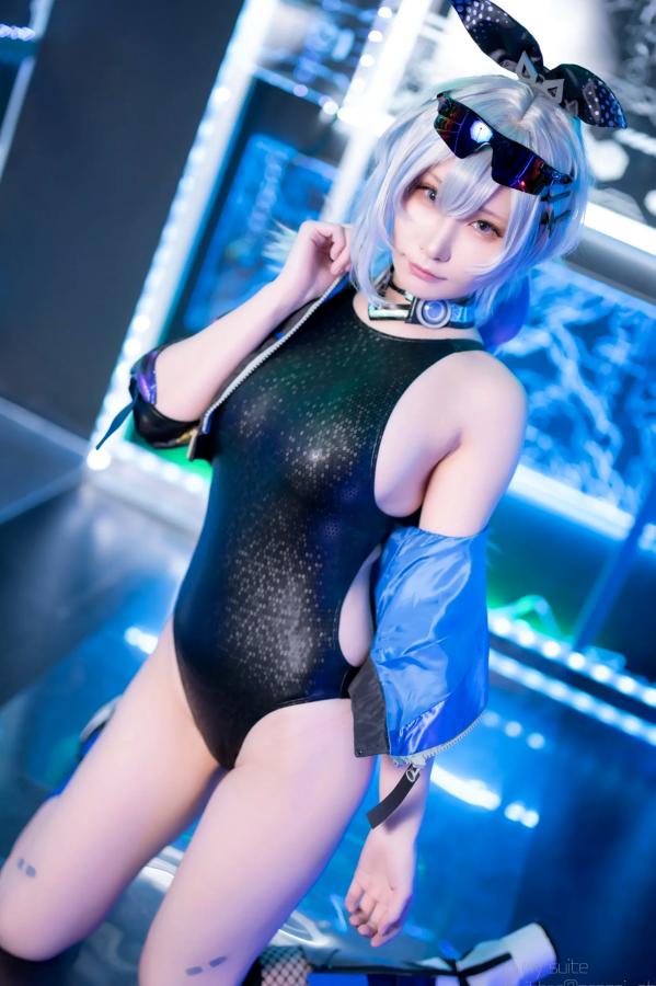   [Cosplay] Atsuki あつき 崩坏星穹铁道银狼流萤兔女郎性感角色扮演写真第229张图片