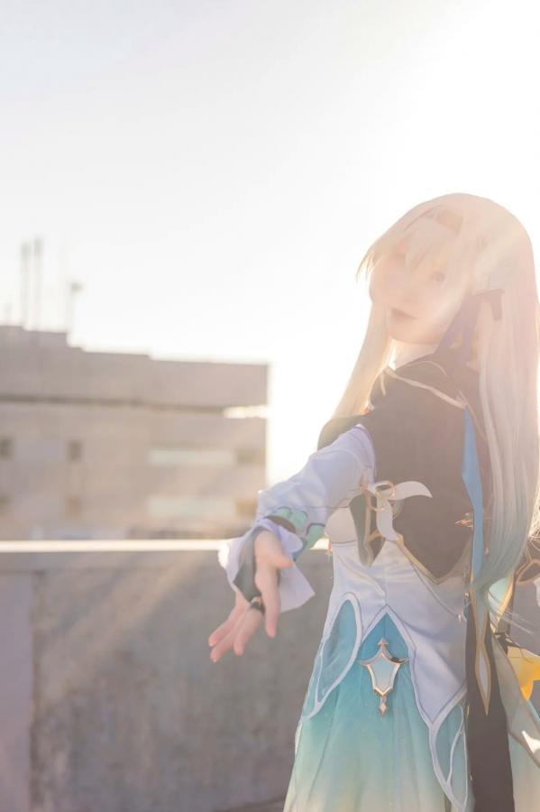   [Cosplay] Atsuki あつき 崩坏星穹铁道银狼流萤兔女郎性感角色扮演写真第250张图片