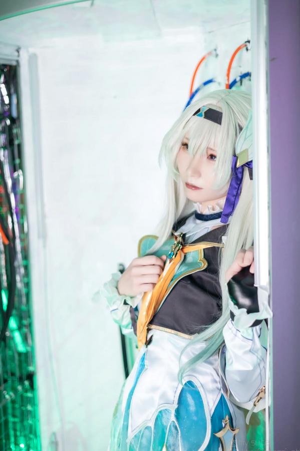   [Cosplay] Atsuki あつき 崩坏星穹铁道银狼流萤兔女郎性感角色扮演写真第258张图片