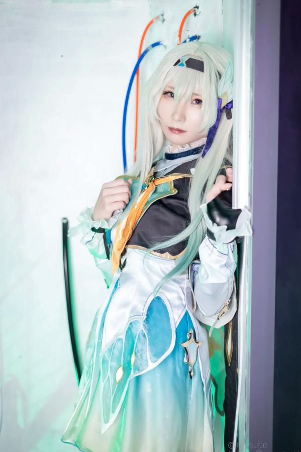   [Cosplay] Atsuki あつき 崩坏星穹铁道银狼流萤兔女郎性感角色扮演写真第259张图片