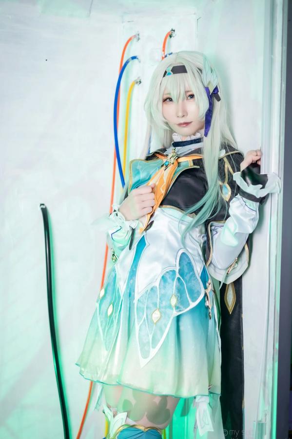   [Cosplay] Atsuki あつき 崩坏星穹铁道银狼流萤兔女郎性感角色扮演写真第261张图片