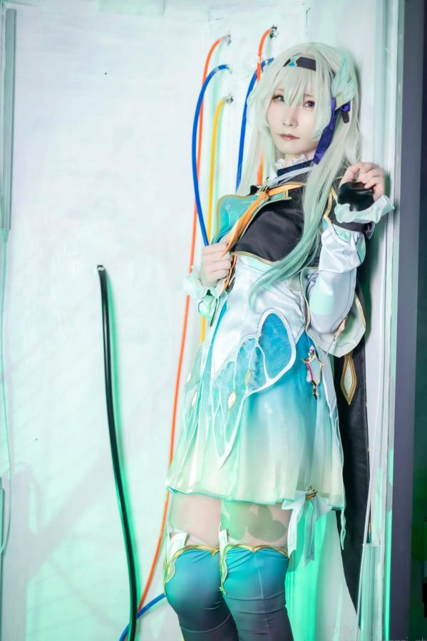   [Cosplay] Atsuki あつき 崩坏星穹铁道银狼流萤兔女郎性感角色扮演写真第262张图片