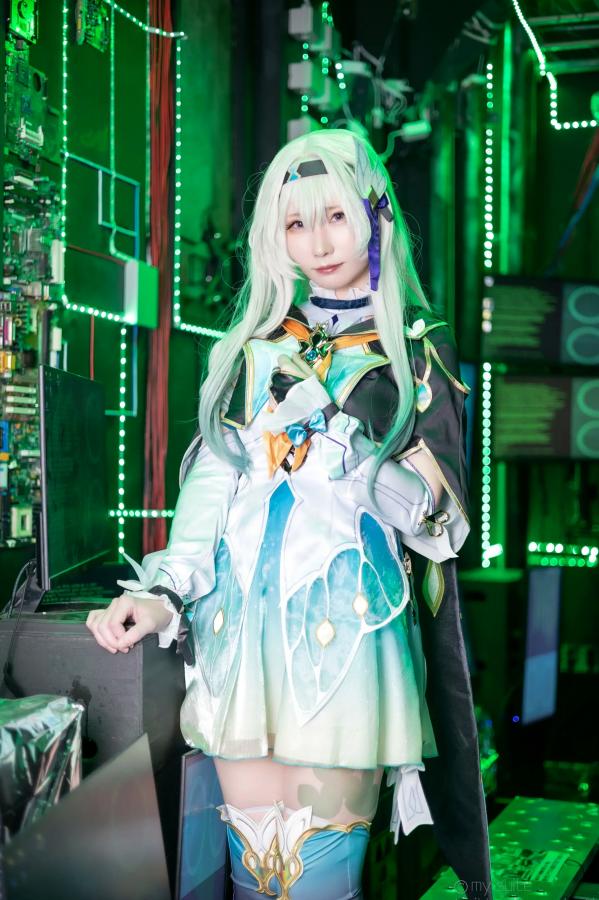   [Cosplay] Atsuki あつき 崩坏星穹铁道银狼流萤兔女郎性感角色扮演写真第273张图片